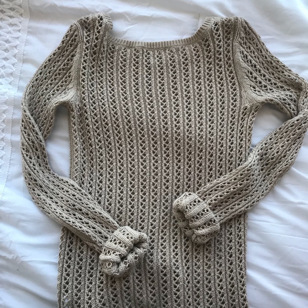 Tan sweater - Picture 2 of 4